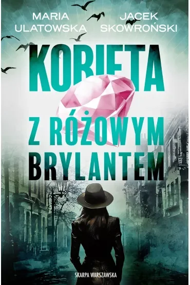 Kobieta z różowym brylantem