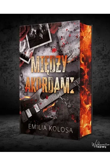 Między Akordami (barwione brzegi)