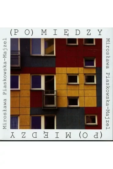 (Po)między