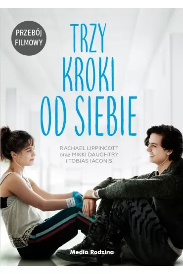 Trzy kroki od siebie